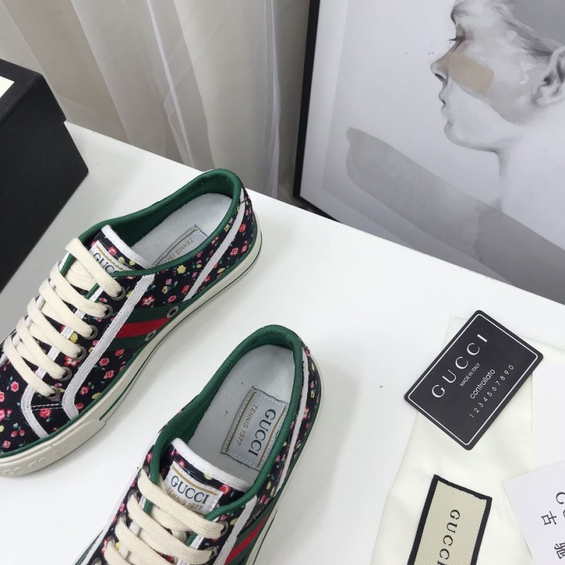 Gucci Casual Shoes